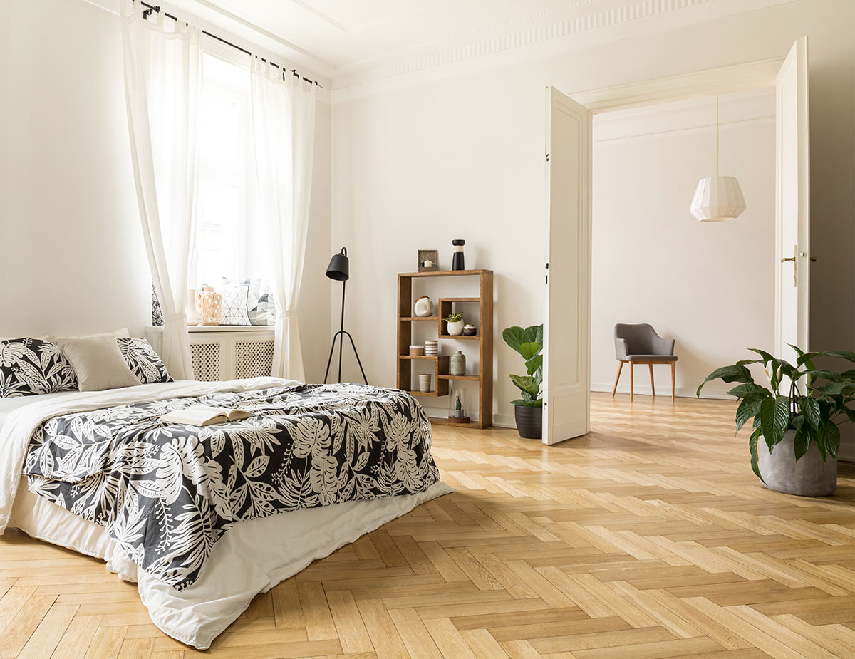 Elegant living room with parquet flooring